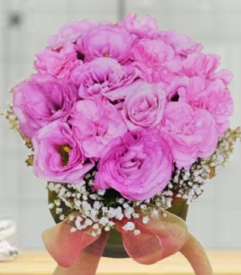10 Pink Lisianthus Arrangement with Round Glass Vase